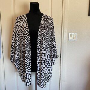 Lane Bryant SZ 18/20 Black and White Polka Dot Kimono Wrap